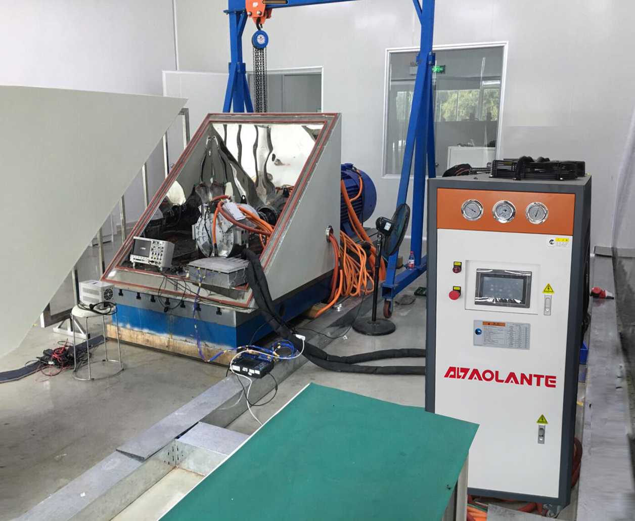 電機冷熱沖擊測試現場